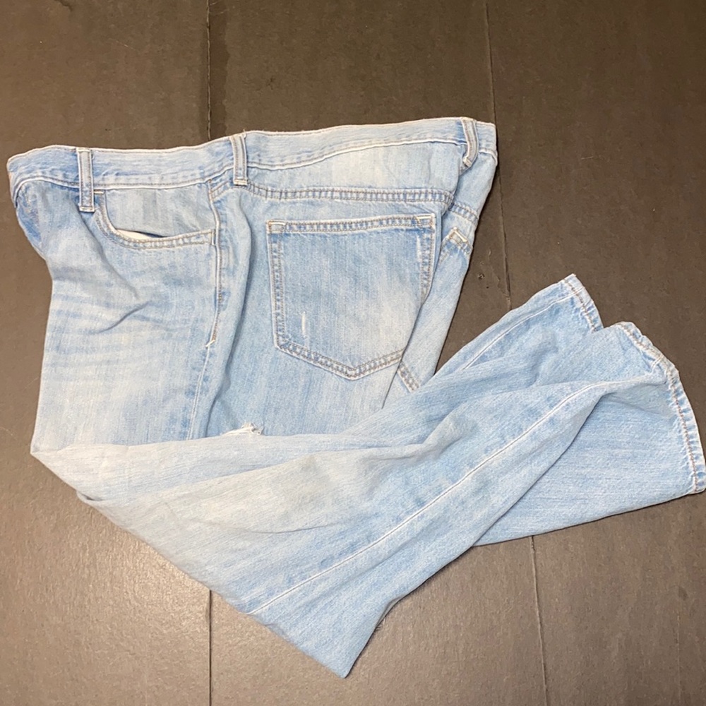 Old Navy Size 14 Regular Washout Distress Denim Jeans